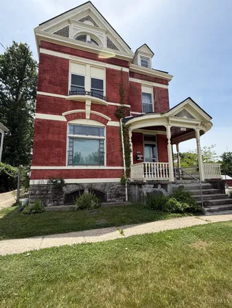 $440,000 | 1363 Myrtle Avenue, Cincinnati, OH 45206