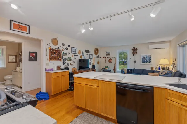 $849,000 | 698 Nh Route, Peterborough, NH 03458