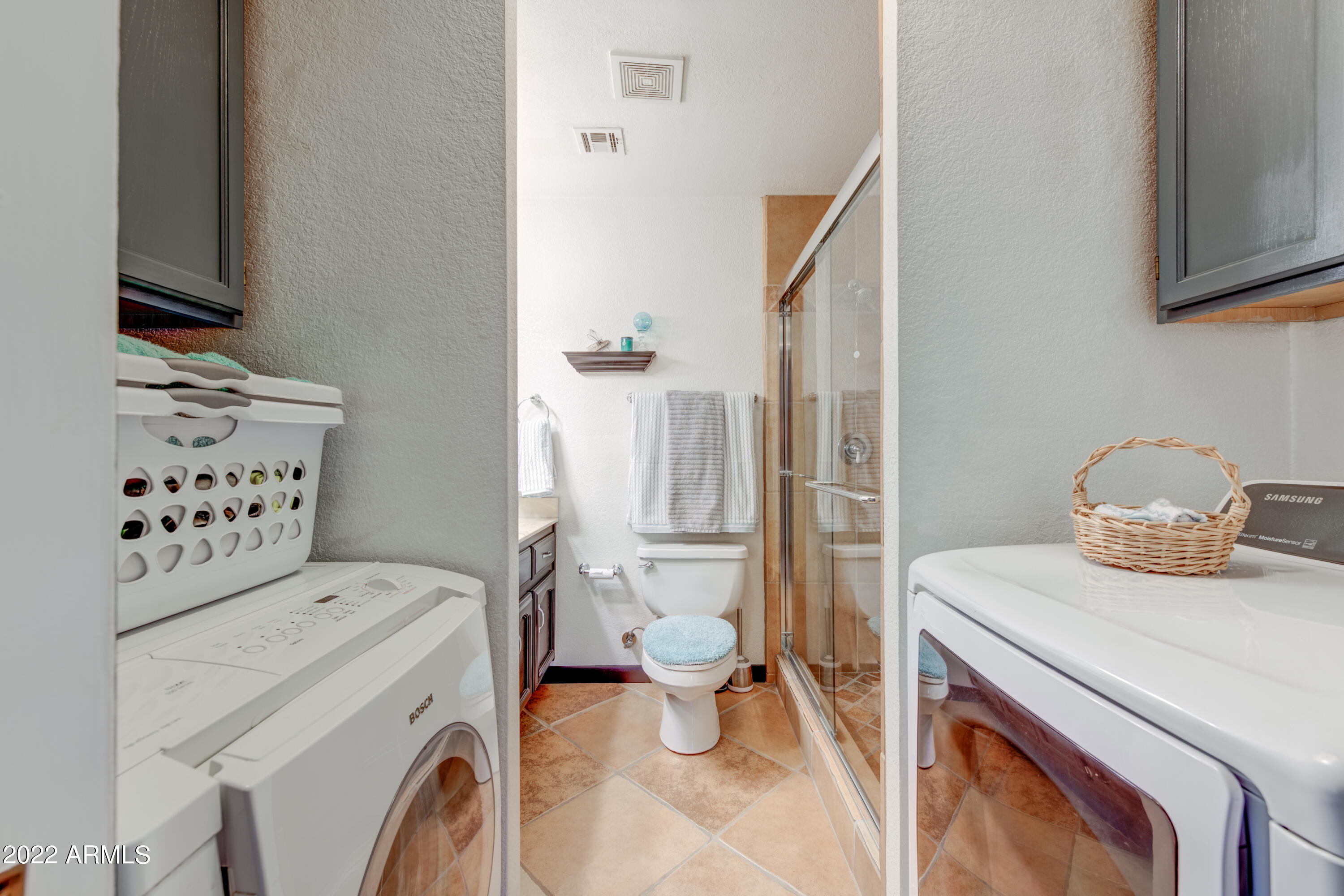 518 West Briles Road Phoenix, AZ 85085 - Photo 13 of 26 Guest Bathroom/Laundry