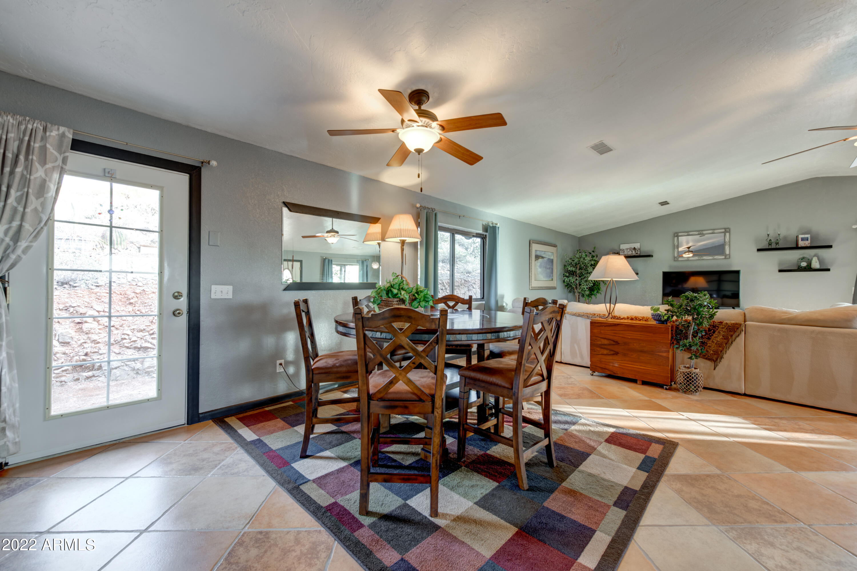 518 West Briles Road Phoenix, AZ 85085 - Photo 5 of 26 Casual Dining off Kitchen
