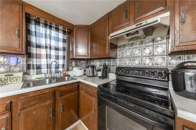 $95,000 | 501 Ohio Street, St. Joseph, MO 64504