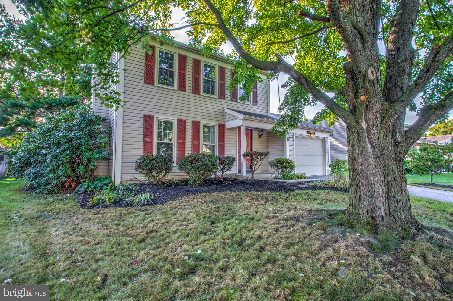 2833 Pebblebrook Drive Lancaster, PA 17601 - Photo 4 of 35 Front view of home
