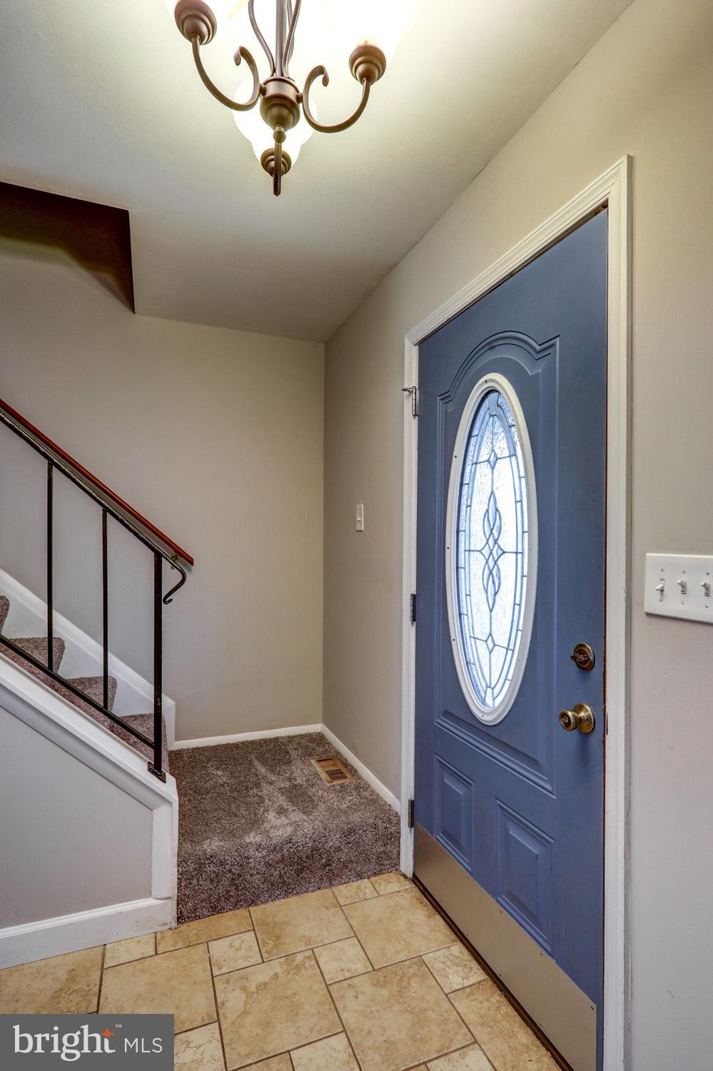 2833 Pebblebrook Drive Lancaster, PA 17601 - Photo 6 of 35 Foyer entrance has tile floor