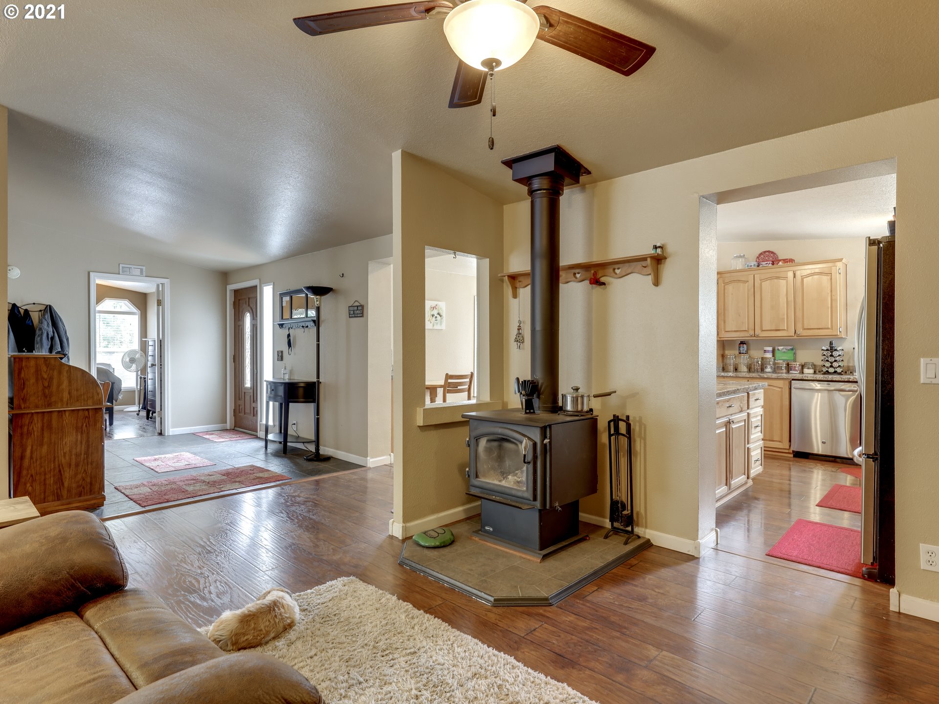 36455 Southeast Divers Road Estacada, OR 97023 - Photo 10 of 31 Gallery Image 10