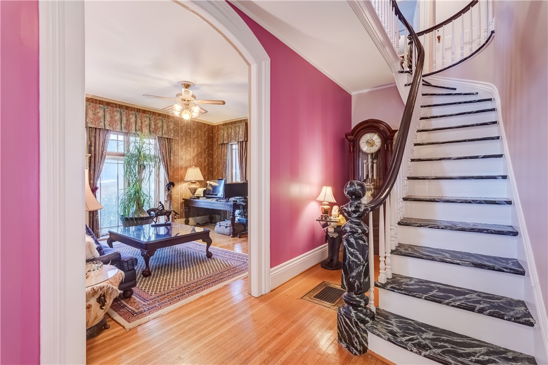 39 Rowley Street Rochester, NY 14607 - Photo 16 of 50