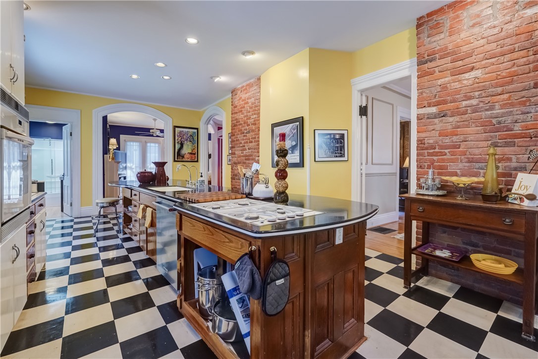 39 Rowley Street Rochester, NY 14607 - Photo 21 of 50