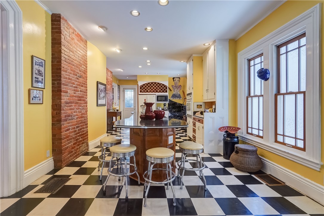 39 Rowley Street Rochester, NY 14607 - Photo 42 of 50