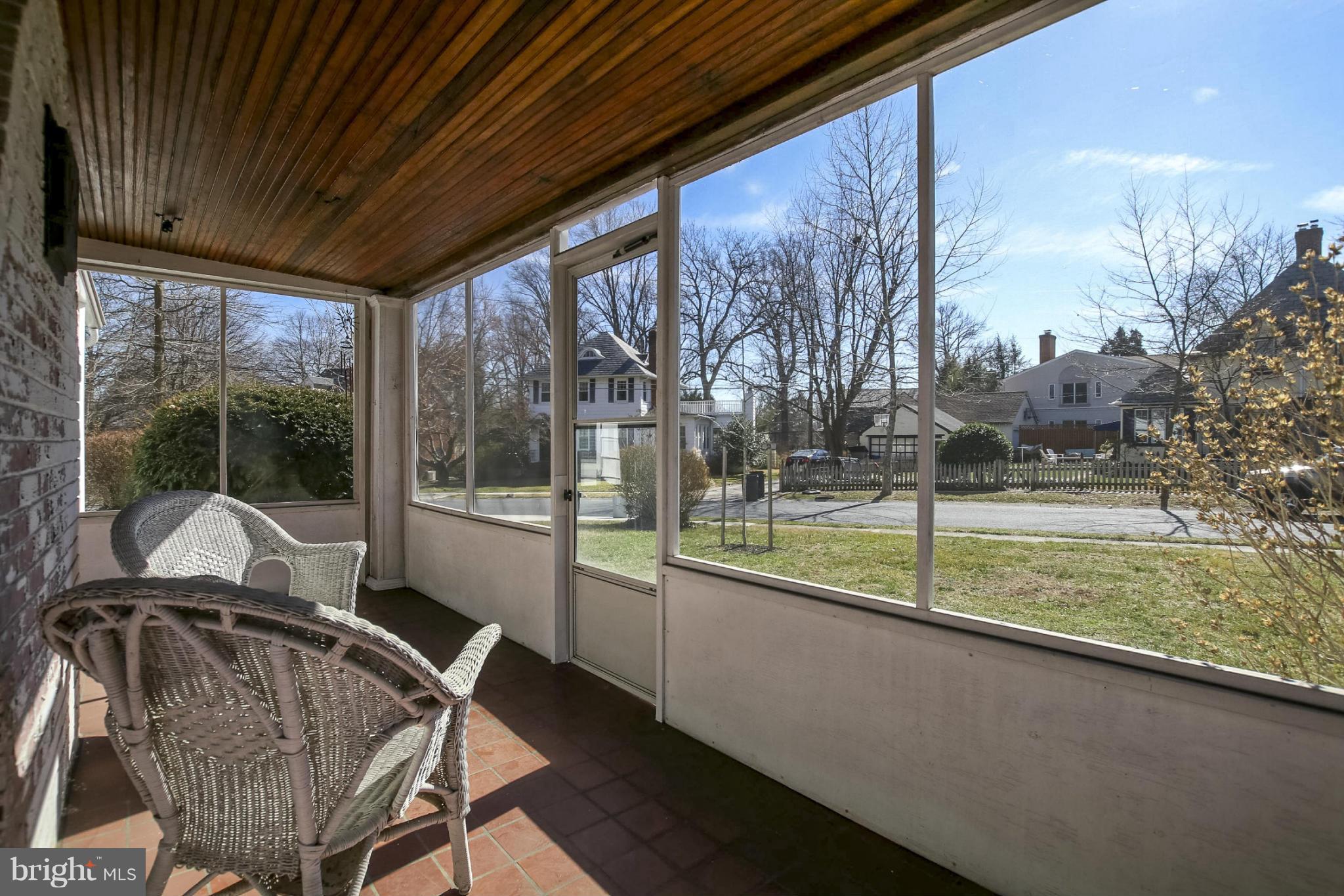 7101 Bristol Road Baltimore, MD 21212 - Photo 26 of 30 Screened porch