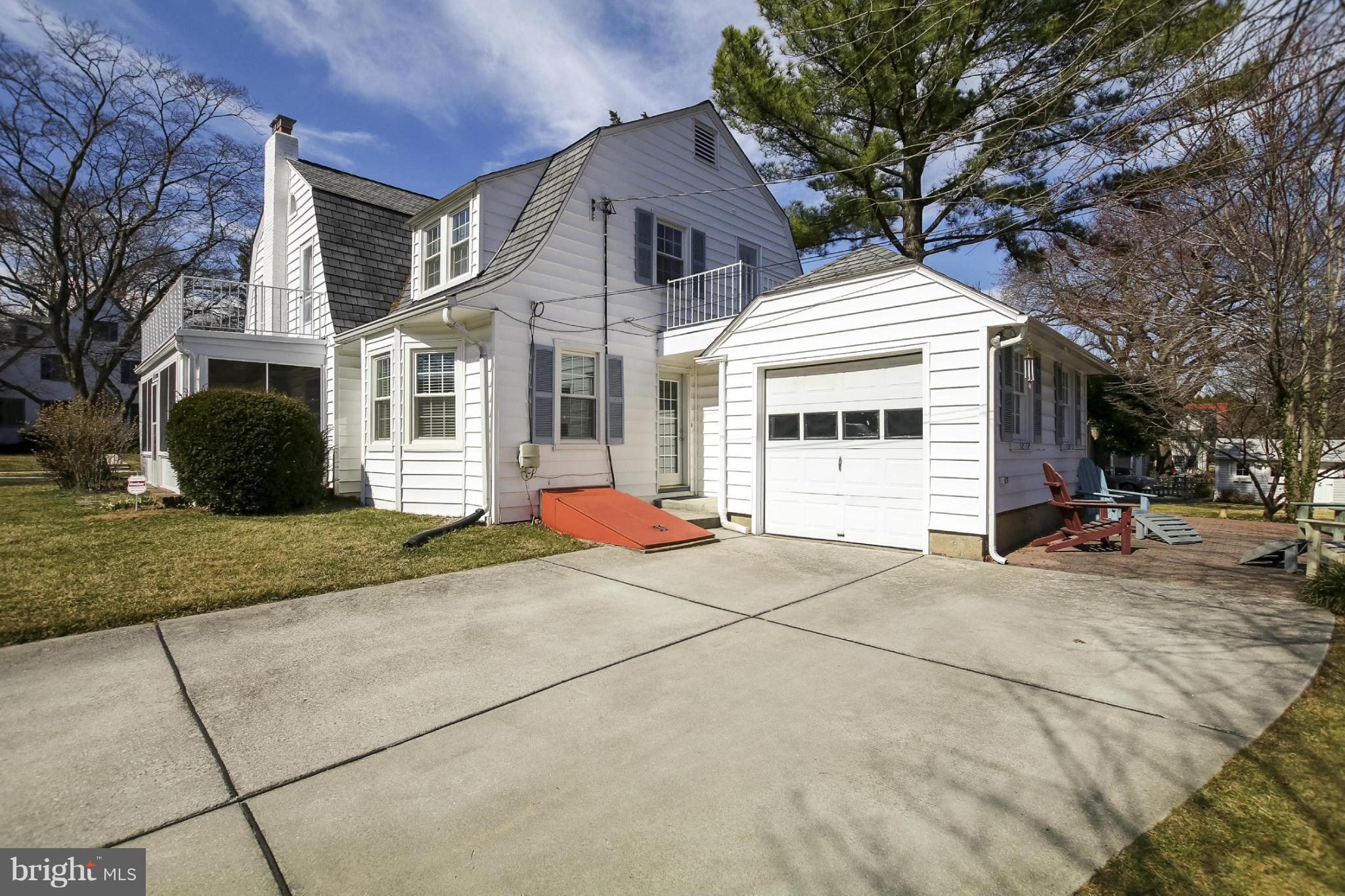 7101 Bristol Road Baltimore, MD 21212 - Photo 29 of 30 Garage and plenty of off street parking