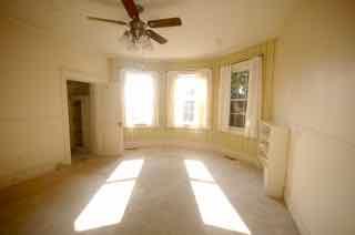 620 Addams Street Covington, VA 24426 - Photo 19 of 23 CONGRESSIONAL SUITE