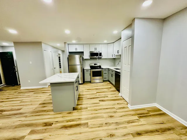 $219,999 | 41226 Southwind Drive, Canton, MI 48188