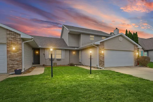 $229,900 | 3915 Aberdeen Drive, Champaign, IL 61822