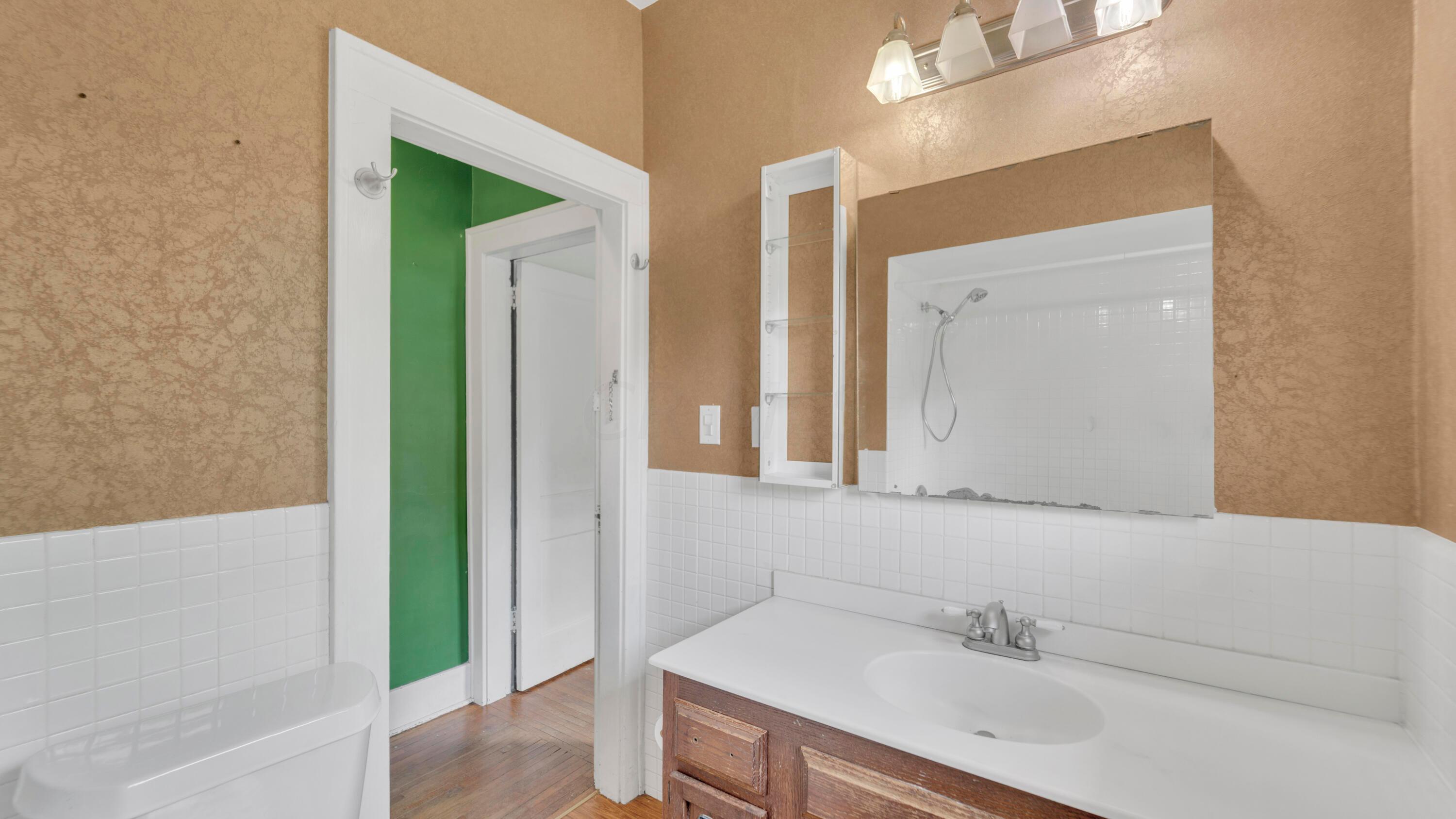 7979 Dublin Road Dublin, OH 43017 - Photo 19 of 40 Full Bath # 1