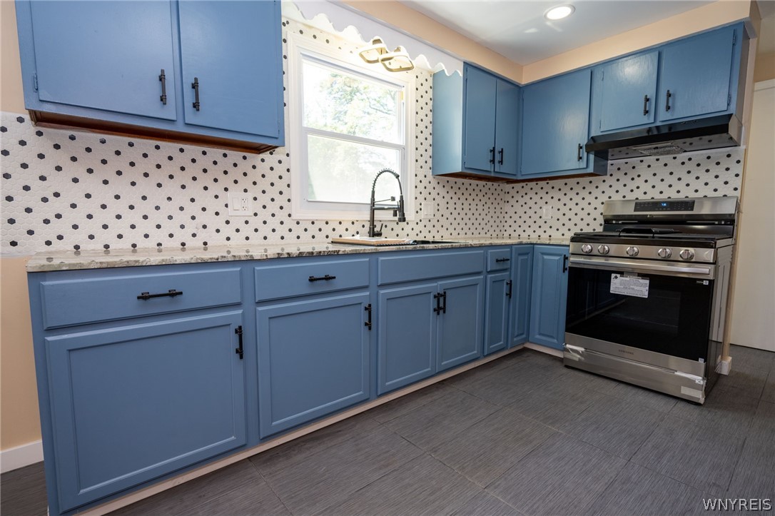 7124 Ridgewood Drive Lockport, NY 14094 - Photo 21 of 50