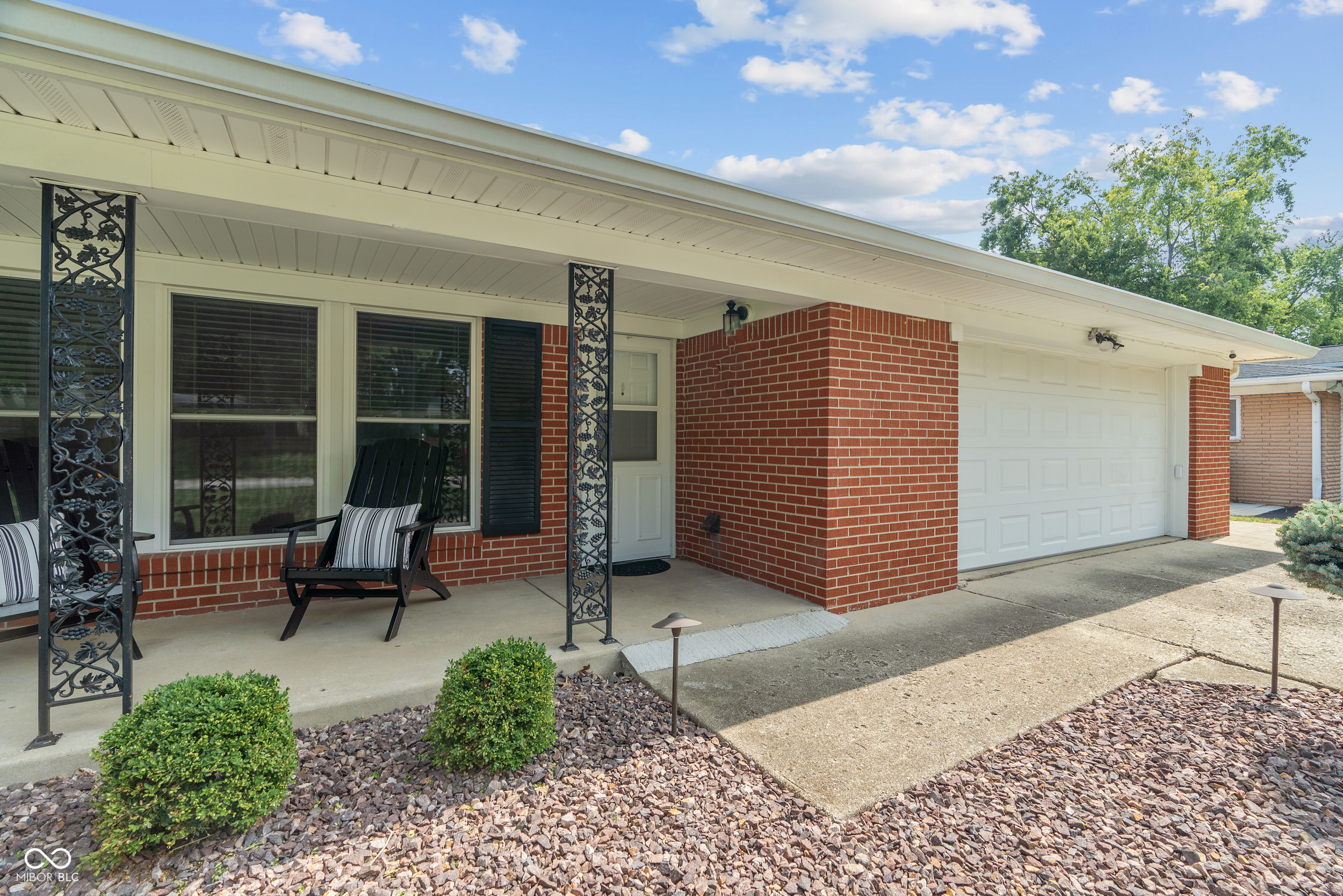 99 Bennett Road Carmel, IN 46032 - Photo 5 of 25 Gallery Image 5