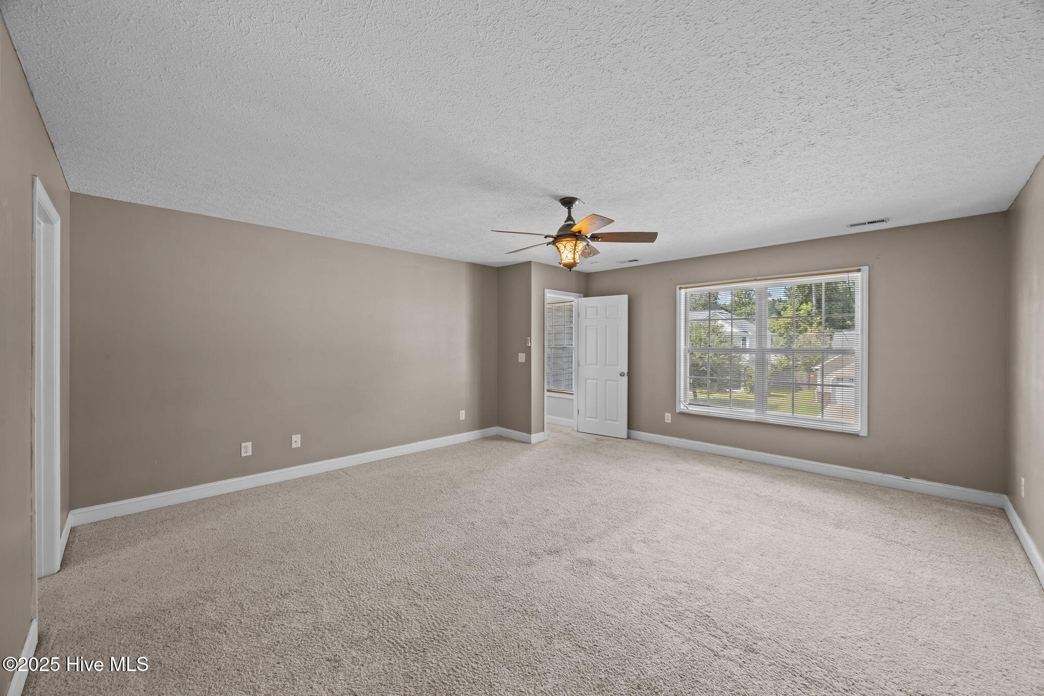 3107 John Willis Road New Bern, NC 28562 - Photo 16 of 41 21-web-or-mls-0C0A7181