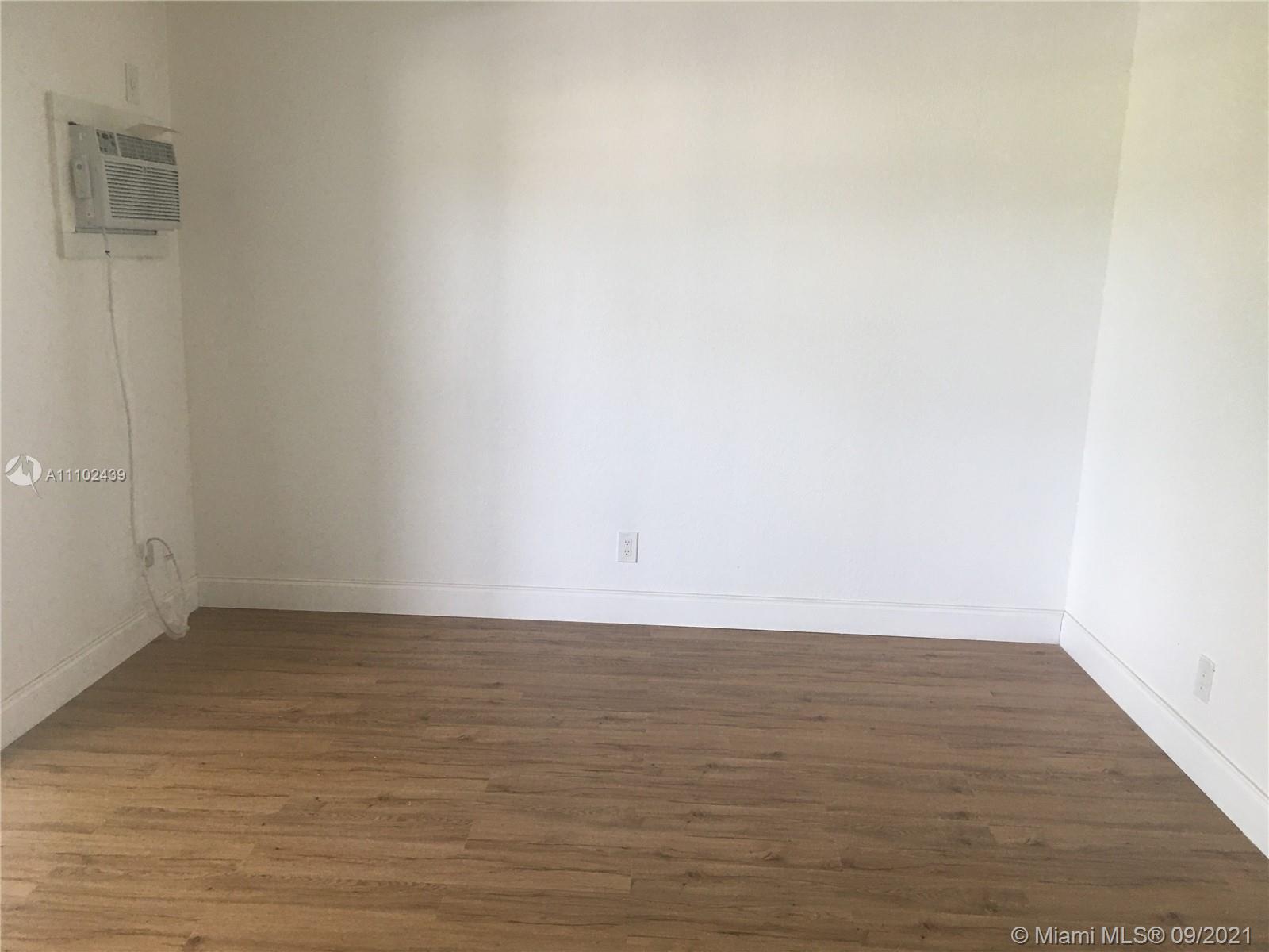 331 Farnham P, Unit 331 Deerfield Beach, FL 33442 - Photo 6 of 11 a view of an empty room