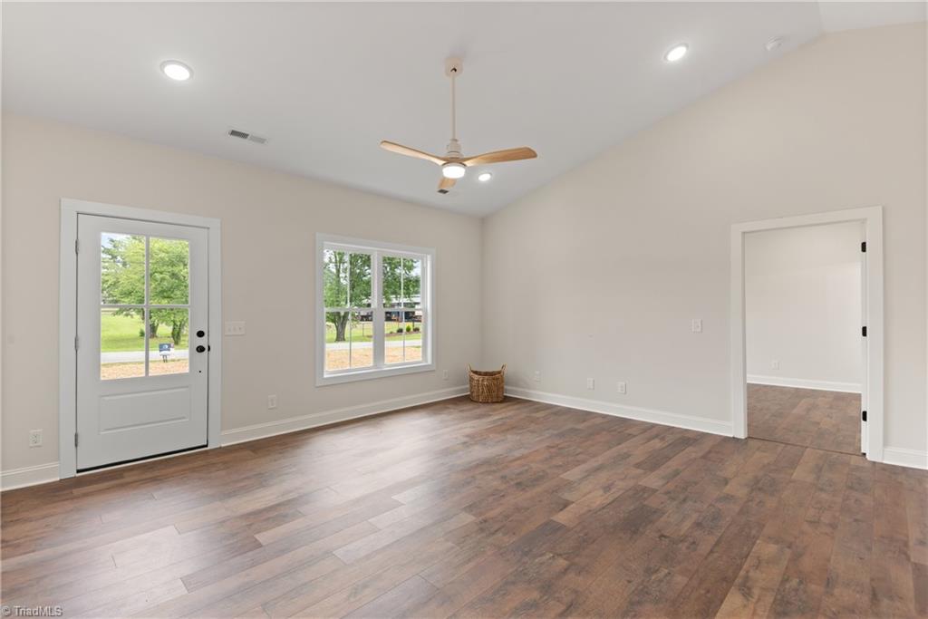 7956 Glade Street Rural Hall, NC 27045 - Photo 6 of 22