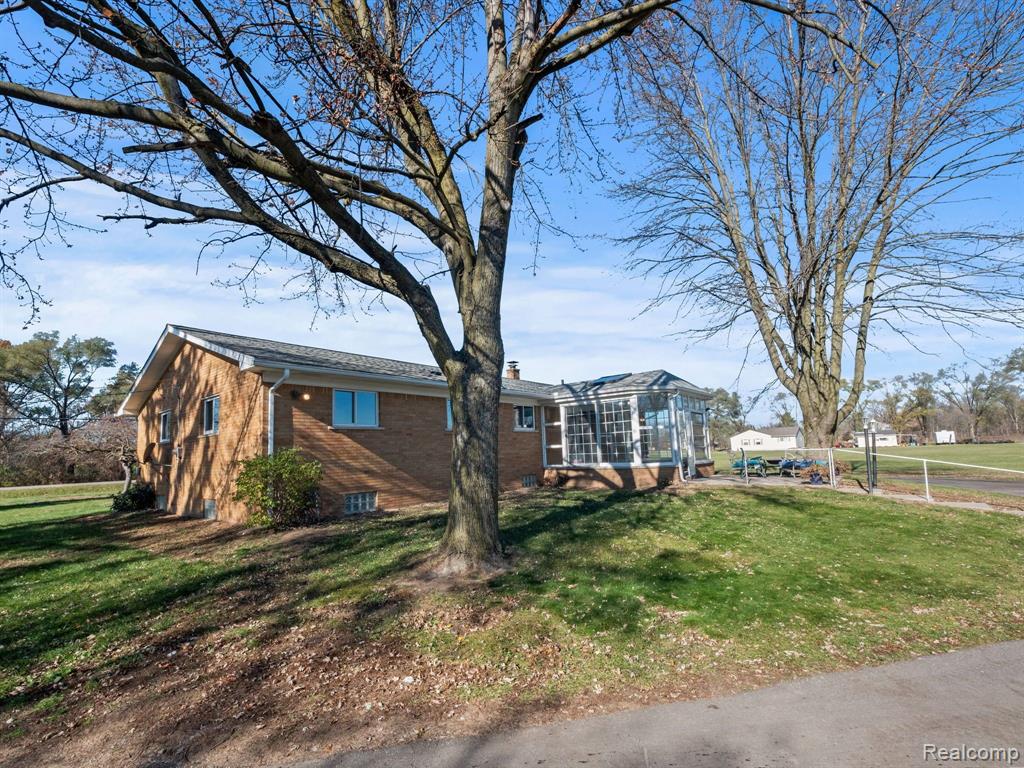55700 Hayes Road Macomb, MI 48042 - Photo 18 of 47