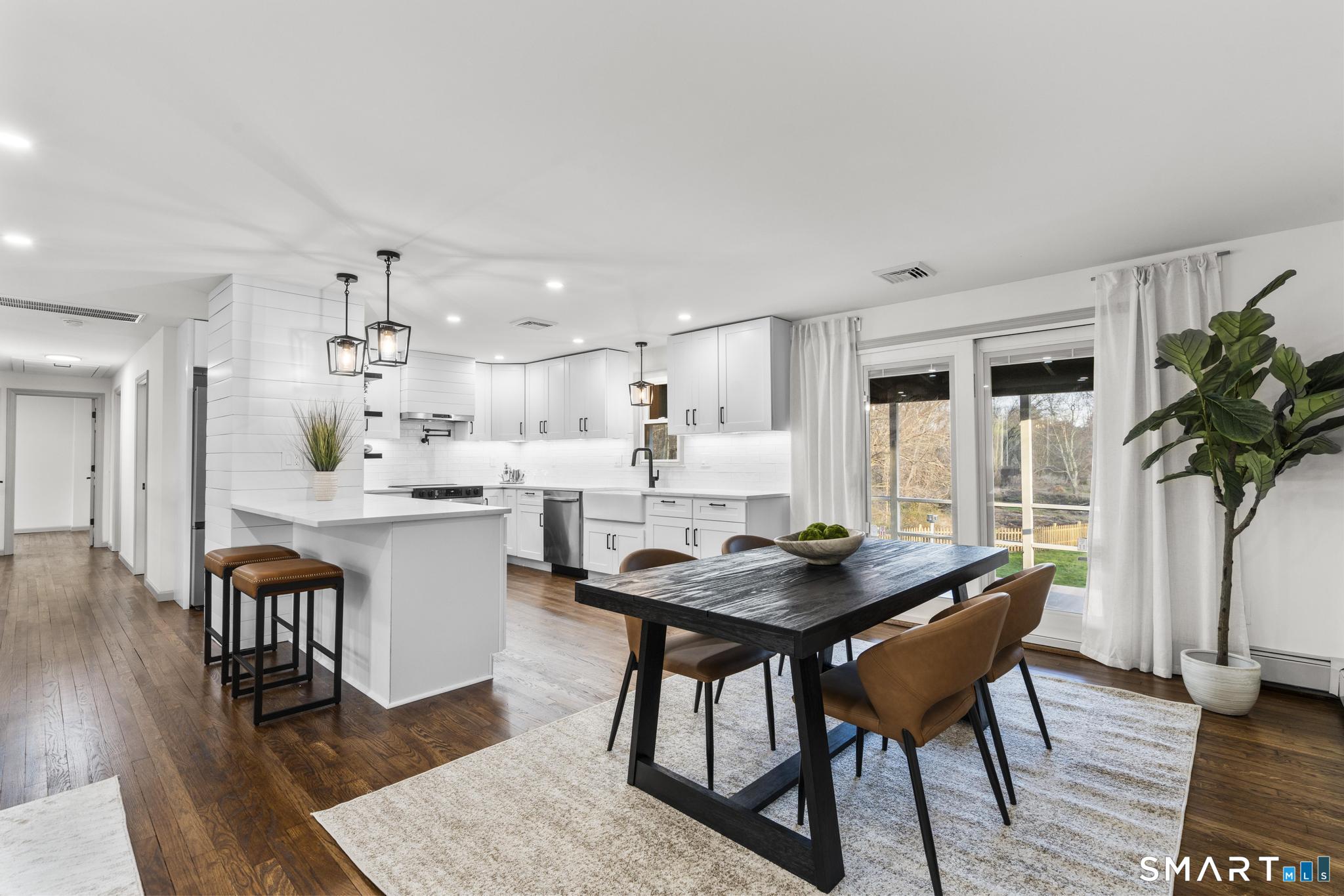 11 Lane Street Shelton, CT 06484 - Photo 12 of 40