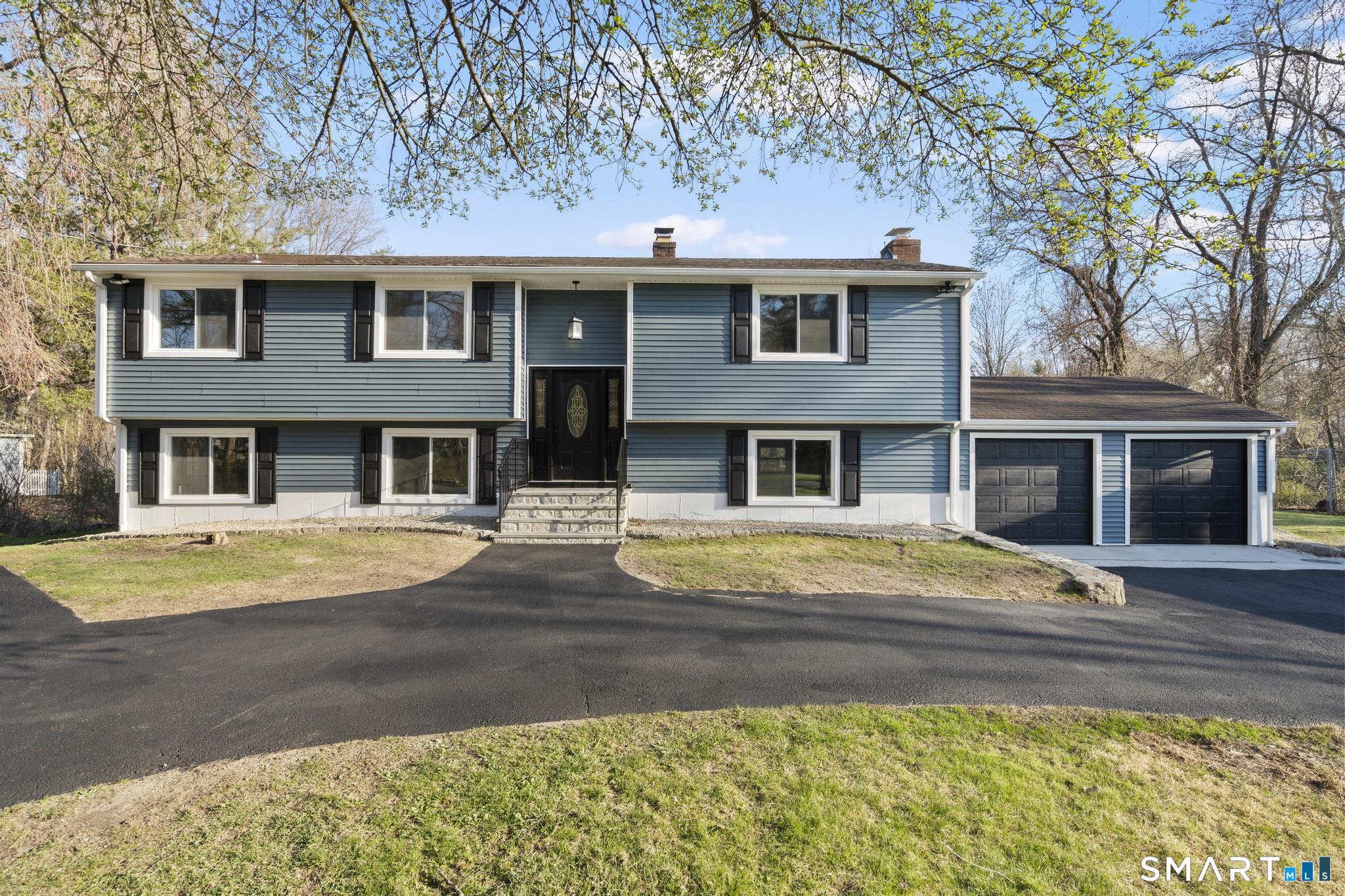 11 Lane Street Shelton, CT 06484 - Photo 2 of 40