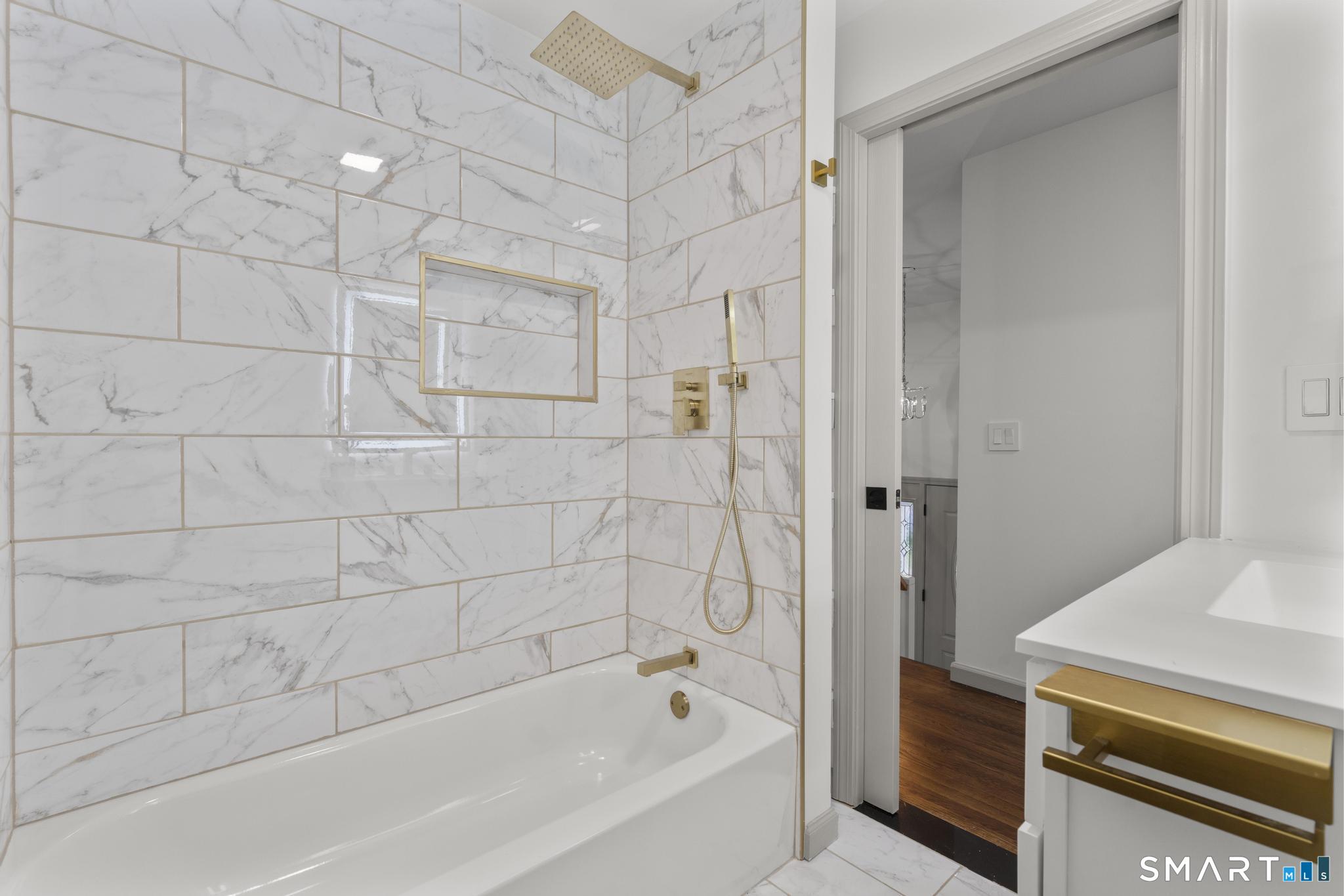 11 Lane Street Shelton, CT 06484 - Photo 23 of 40