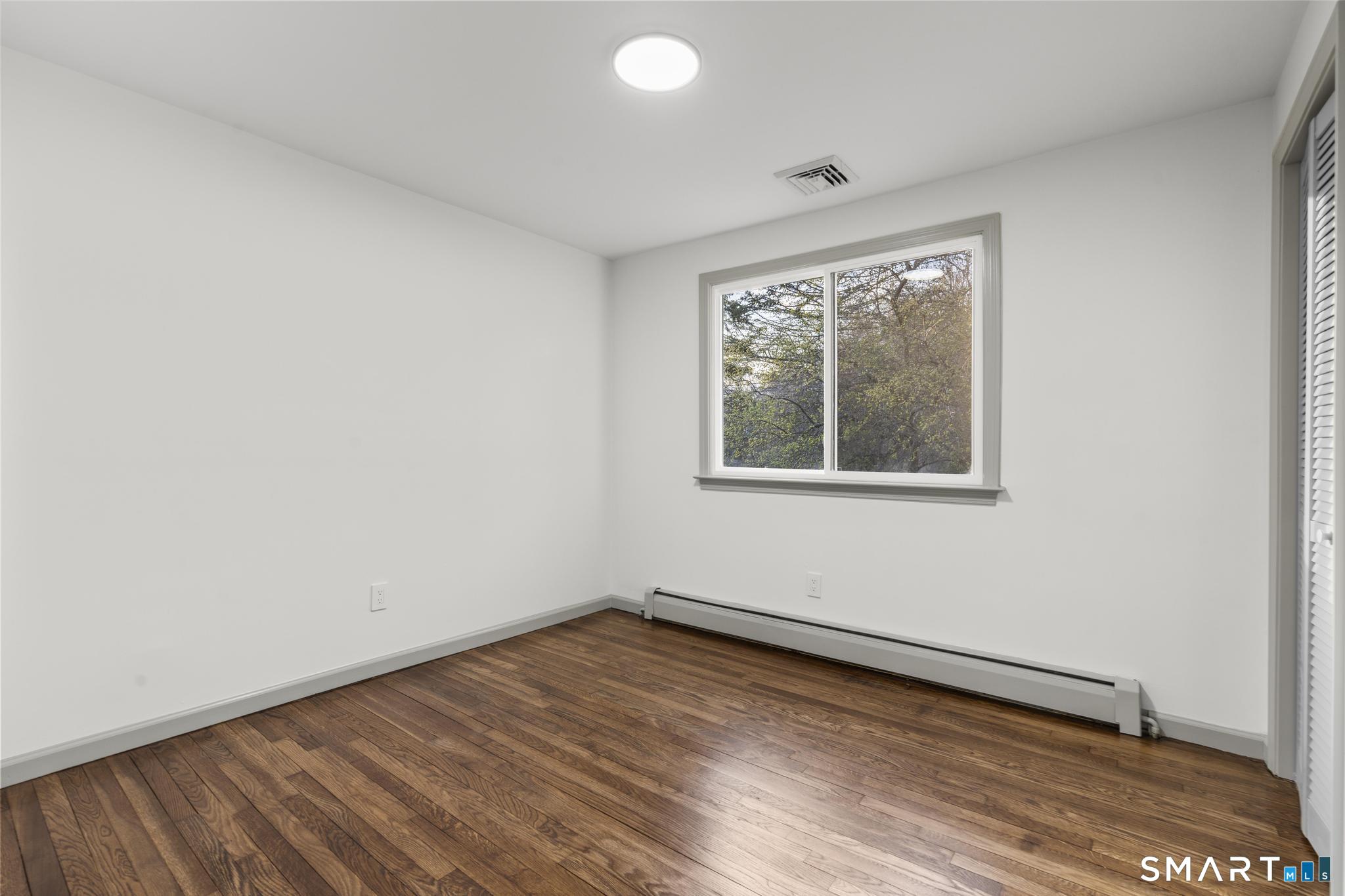 11 Lane Street Shelton, CT 06484 - Photo 24 of 40