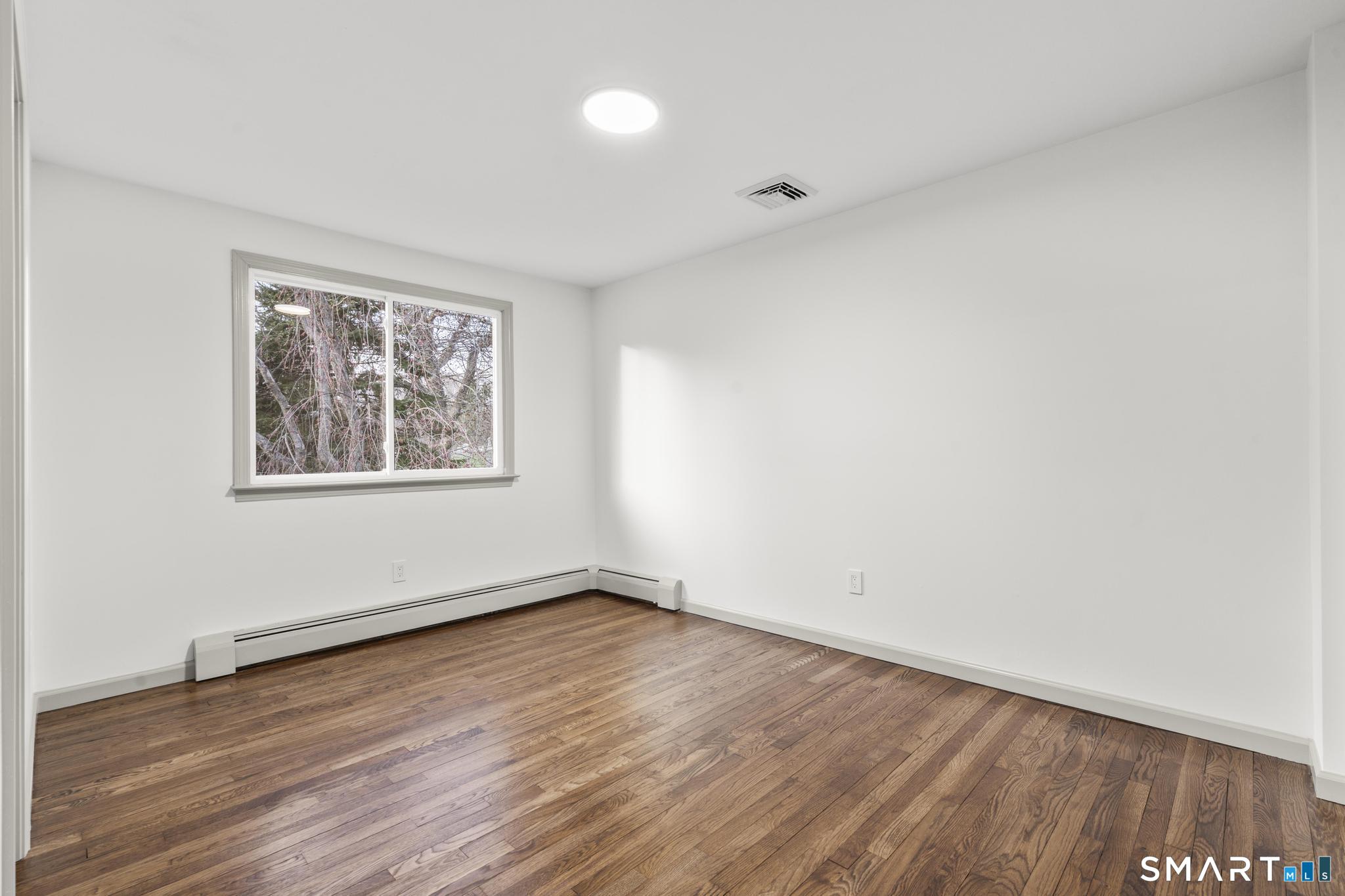 11 Lane Street Shelton, CT 06484 - Photo 26 of 40