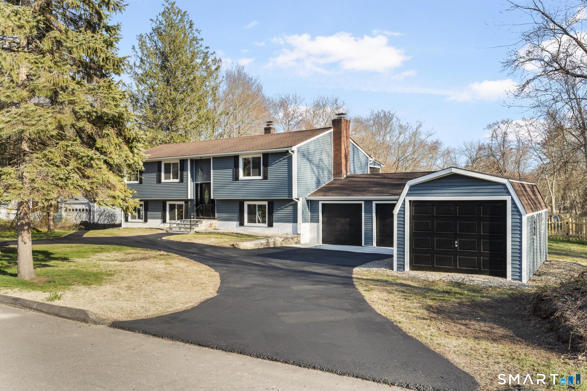 11 Lane Street Shelton, CT 06484 - Photo 3 of 40