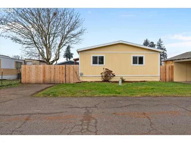 $129,900 | 9874 Golf Club Road Southeast, Unit 82, Stayton, OR 97383