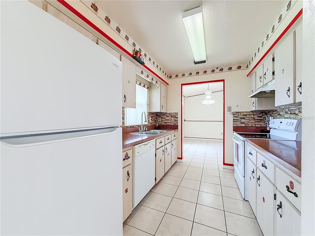2939 Southwest 144th Pl Road Ocala, FL 34473 - Photo 10 of 40