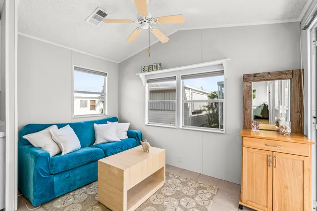 $260,000 | 12 Hibiscus Drive, Unit H, Briny Breezes, FL 33435