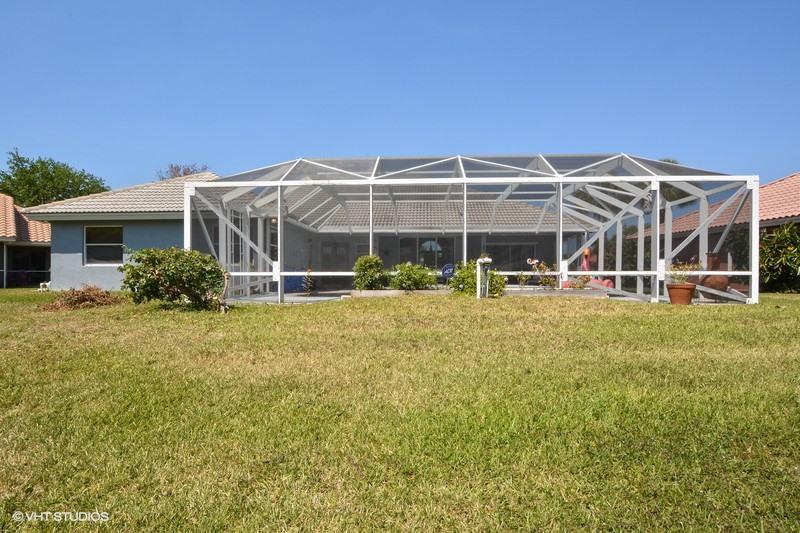 12332 Cabot Court Boca Raton, FL 33428 - Photo 16 of 16 Rear View