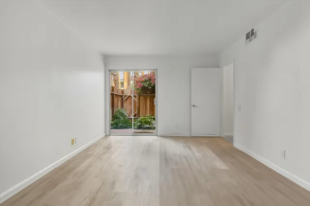 $353,000 | 1470 South Camino Real, Palm Springs, CA 92264