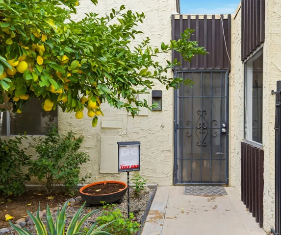 $345,000 | 1470 South Camino Real, Palm Springs, CA 92264