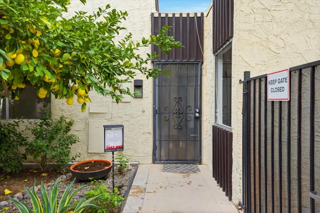 $353,000 | 1470 South Camino Real, Palm Springs, CA 92264