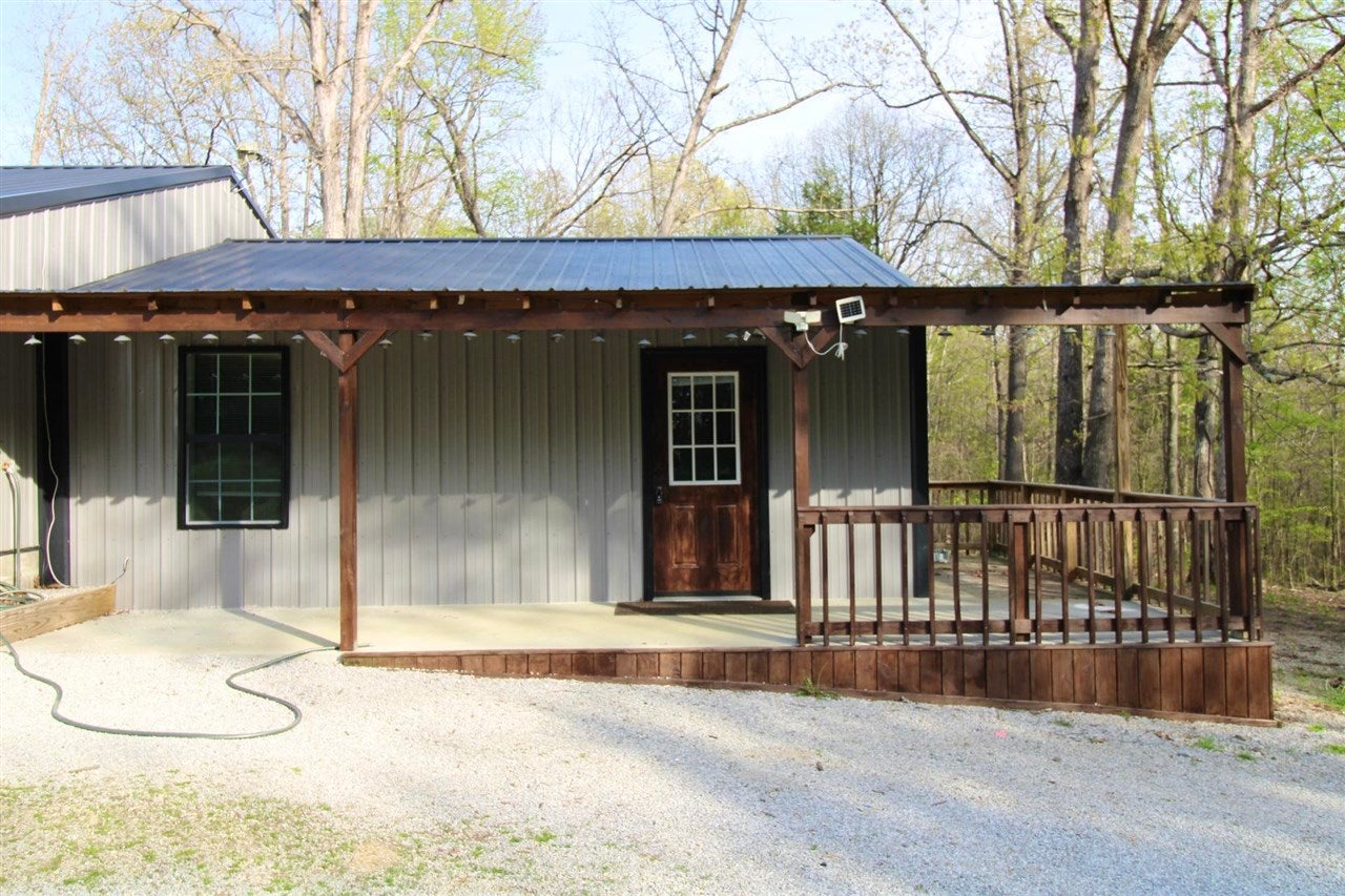 2855 Flat Rock Road Morgantown, KY 42261 - Photo 2 of 41 Gallery Image 2
