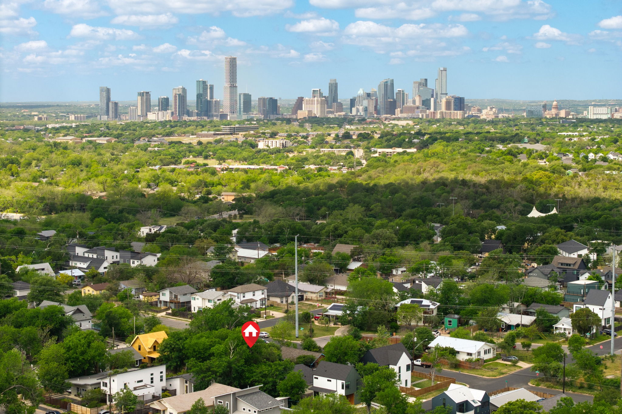 1137 Nickols Avenue Austin, TX 78721 - Photo 32 of 33 So close to downtown for ease of access, yet quietly tucked away in a residential area mixed with old Austin bungalows and modern new builds.
