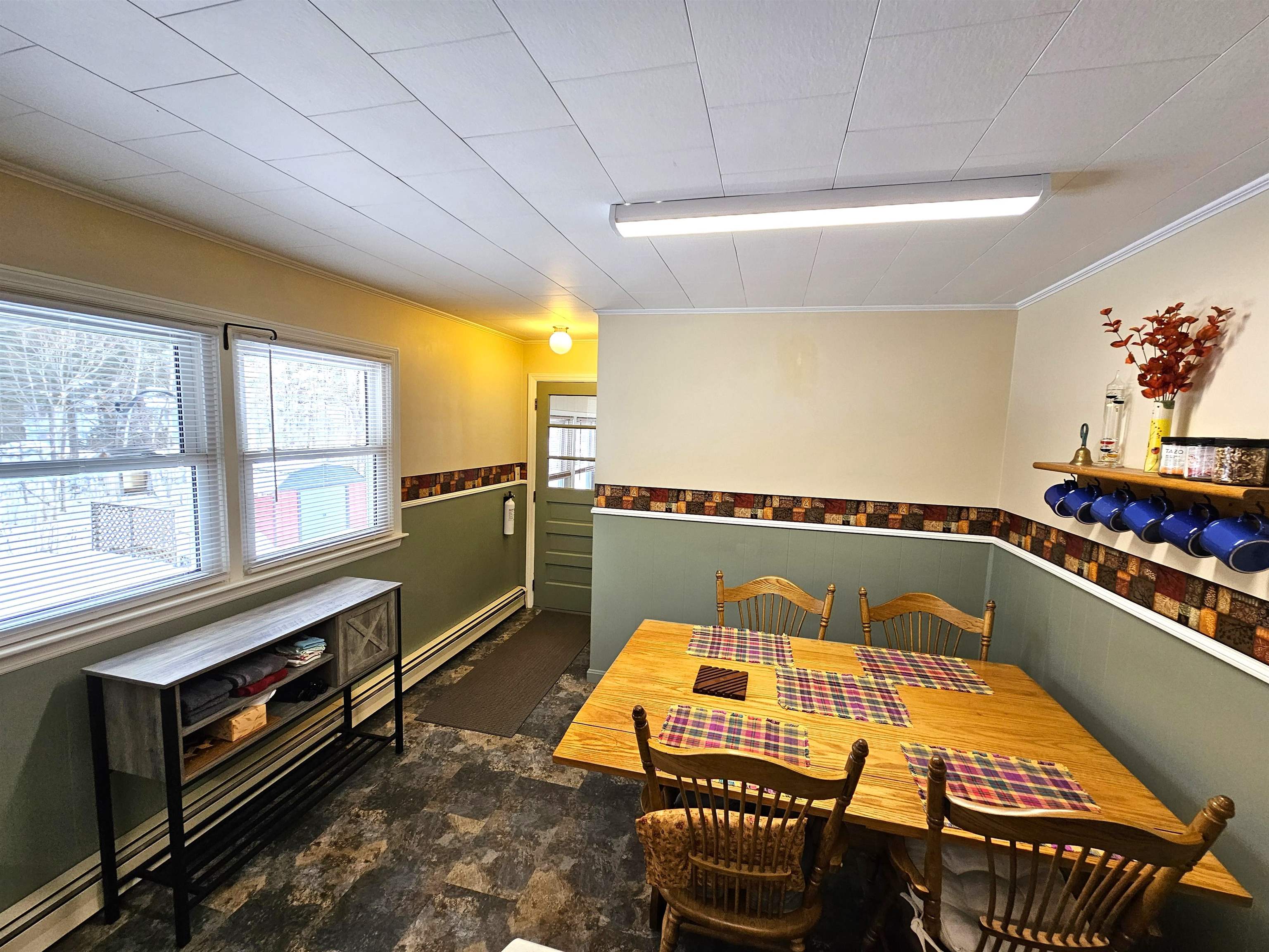 92 Pine Street Newport, VT 05855 - Photo 13 of 46