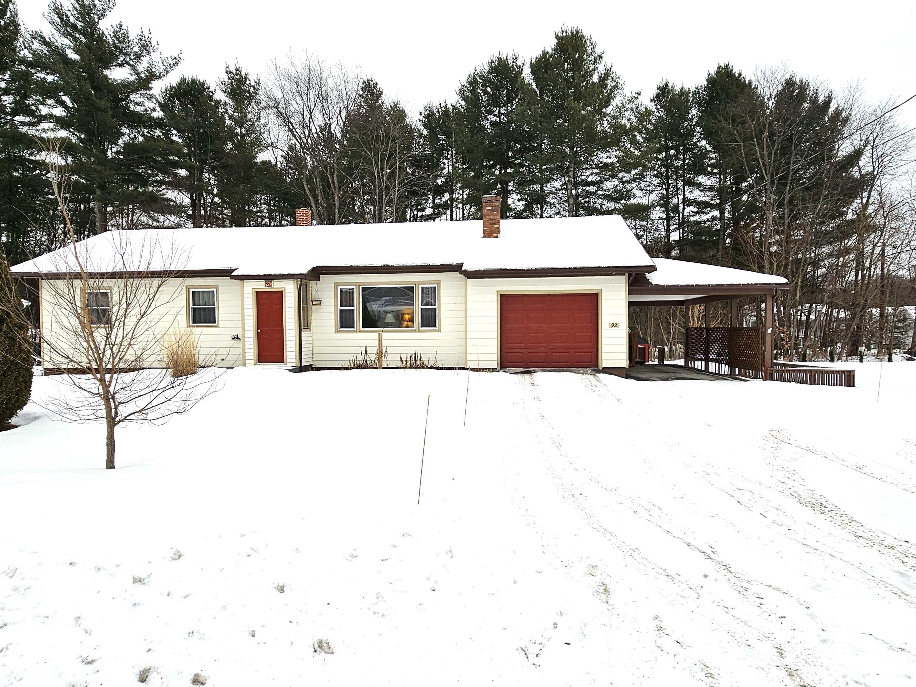 92 Pine Street Newport, VT 05855 - Photo 2 of 46