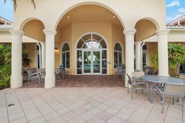 $589,900 | 19138 Kirella Street, Venice, FL 34293