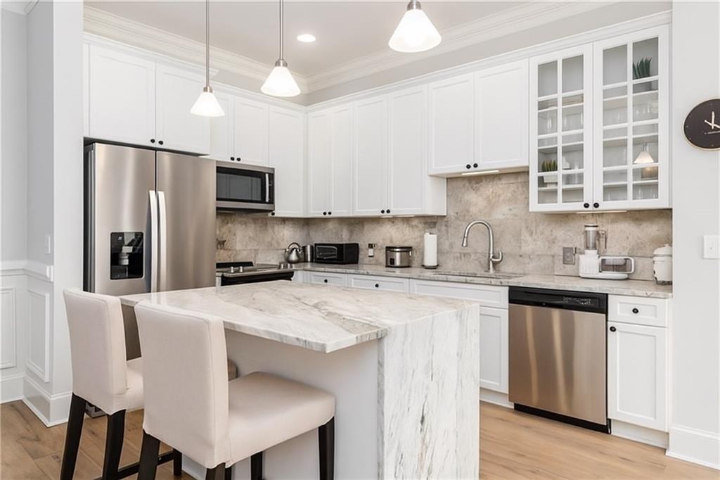 11 Perimeter Centre East Unit 1412