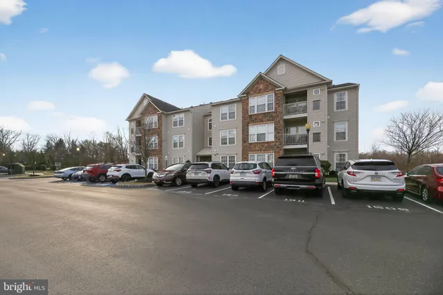 $299,900 | 1511 Moore Street, Unit 301, Bristol, PA 19007