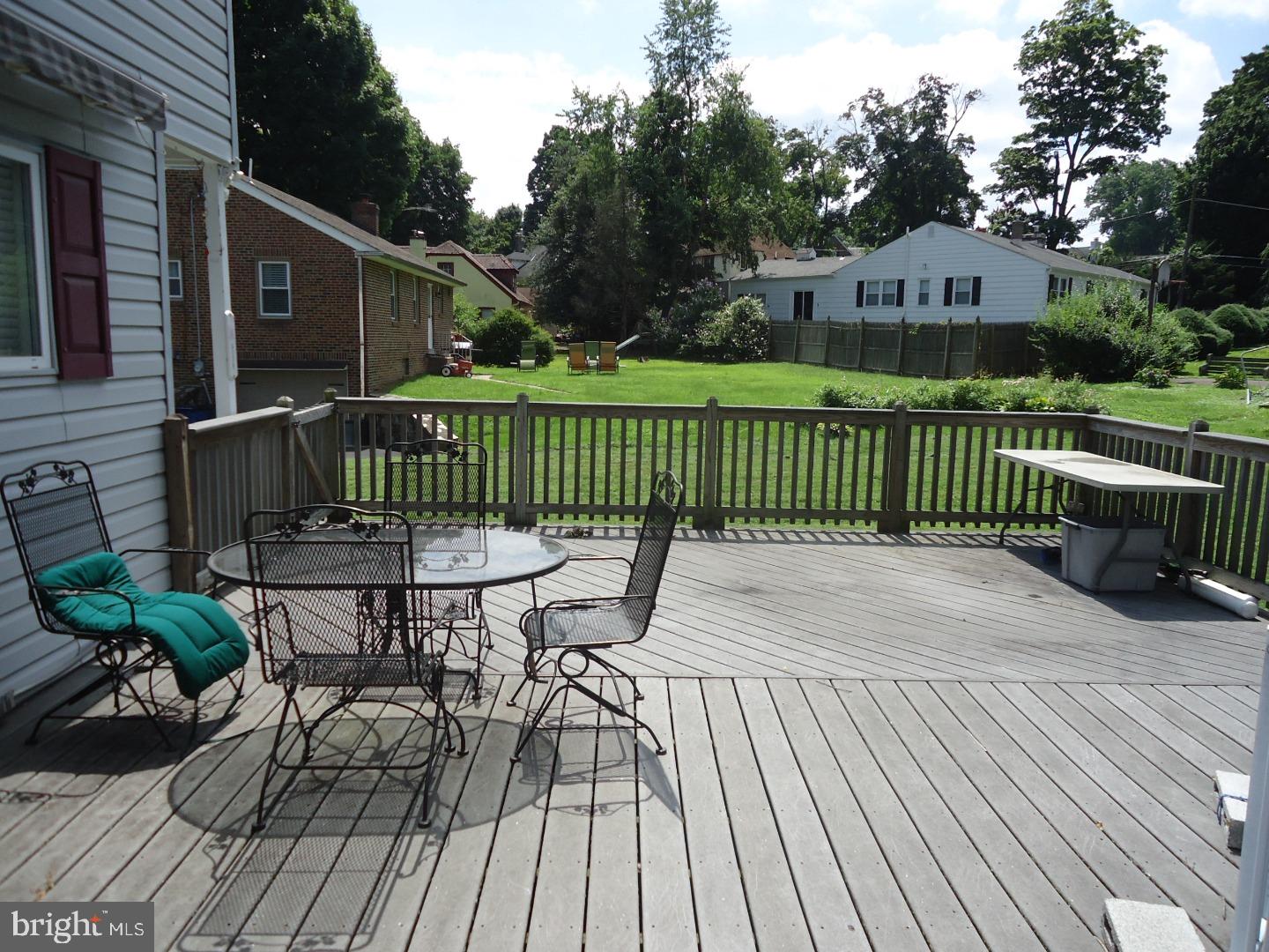 812 Southampton Road Philadelphia, PA 19116 - Photo 18 of 20 Patio