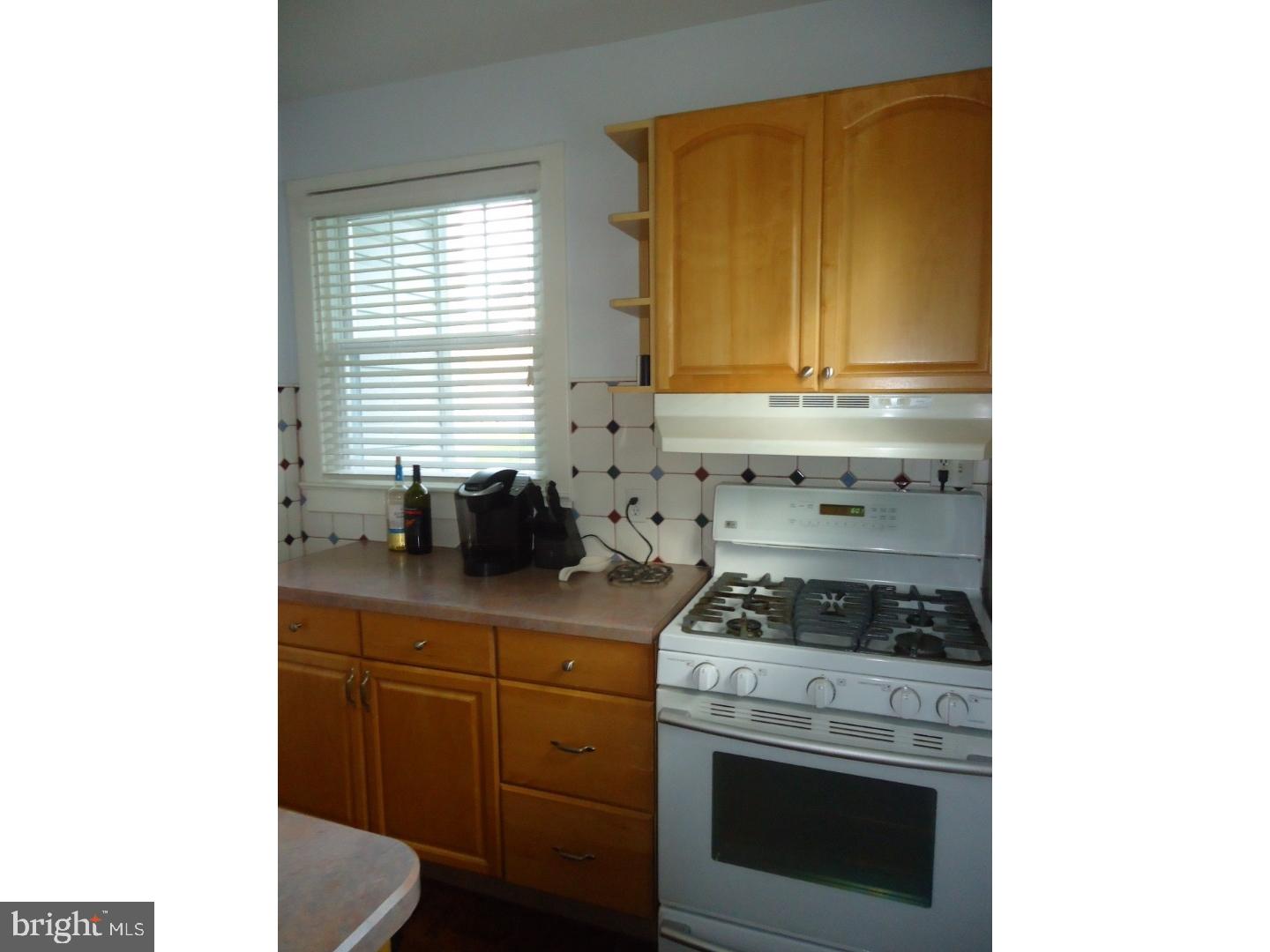 812 Southampton Road Philadelphia, PA 19116 - Photo 9 of 20 Kitchen