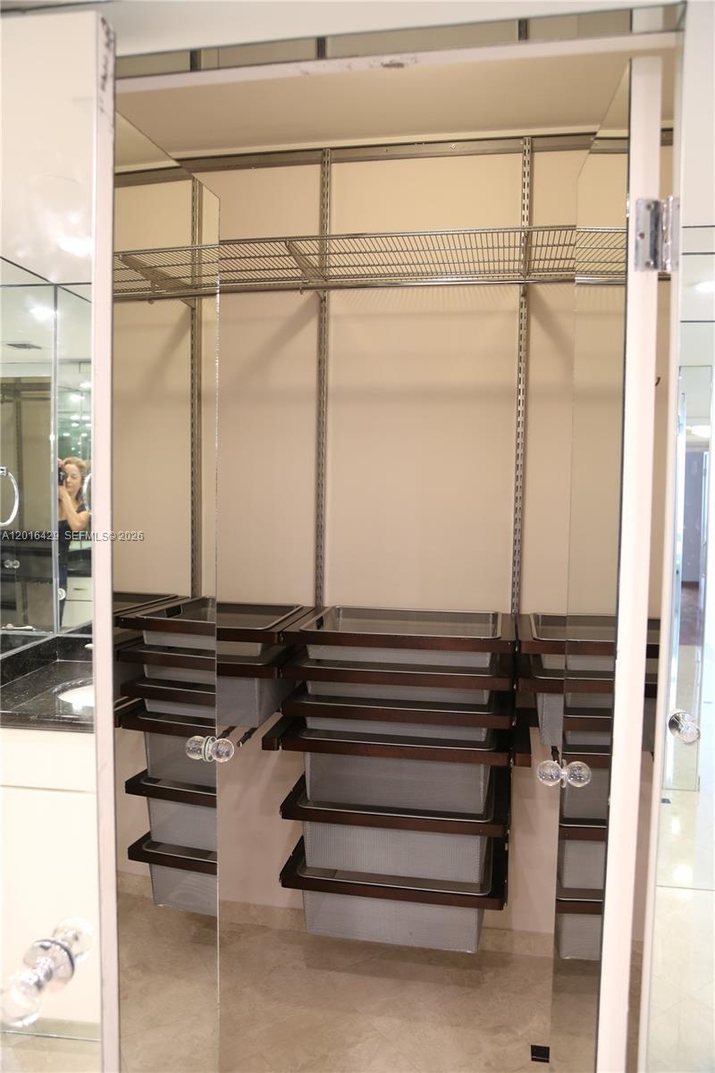 1541 Brickell Avenue, Unit A3101 Miami, FL 33129 - Photo 19 of 32 Mater Closet