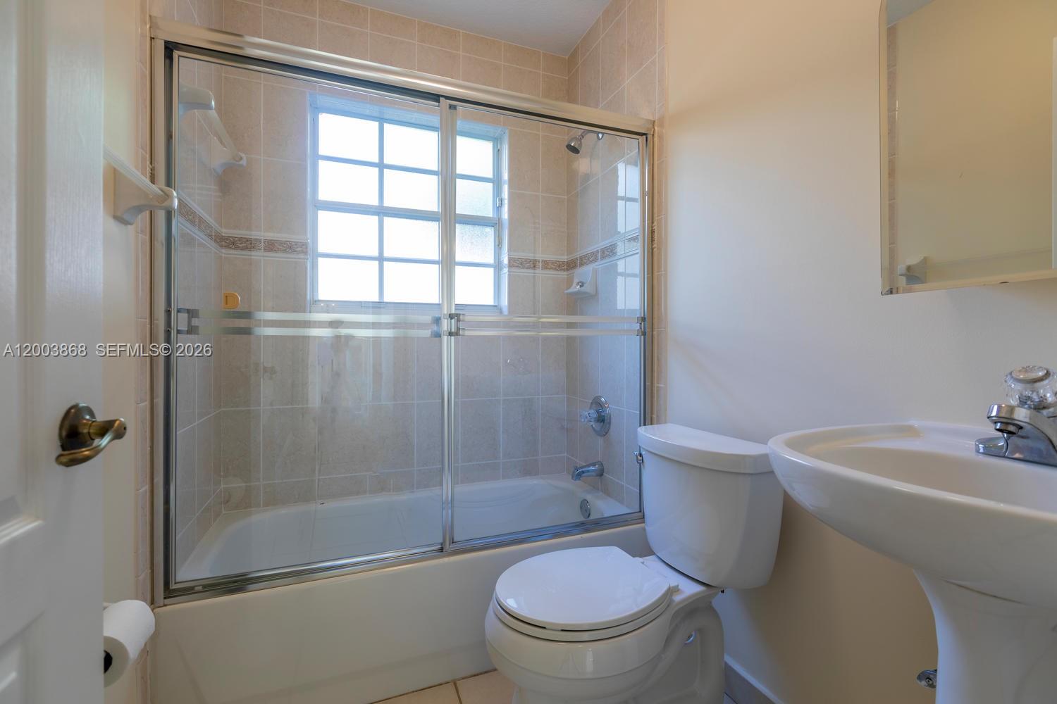 15831 Southwest 101st Street Miami, FL 33196 - Photo 12 of 15