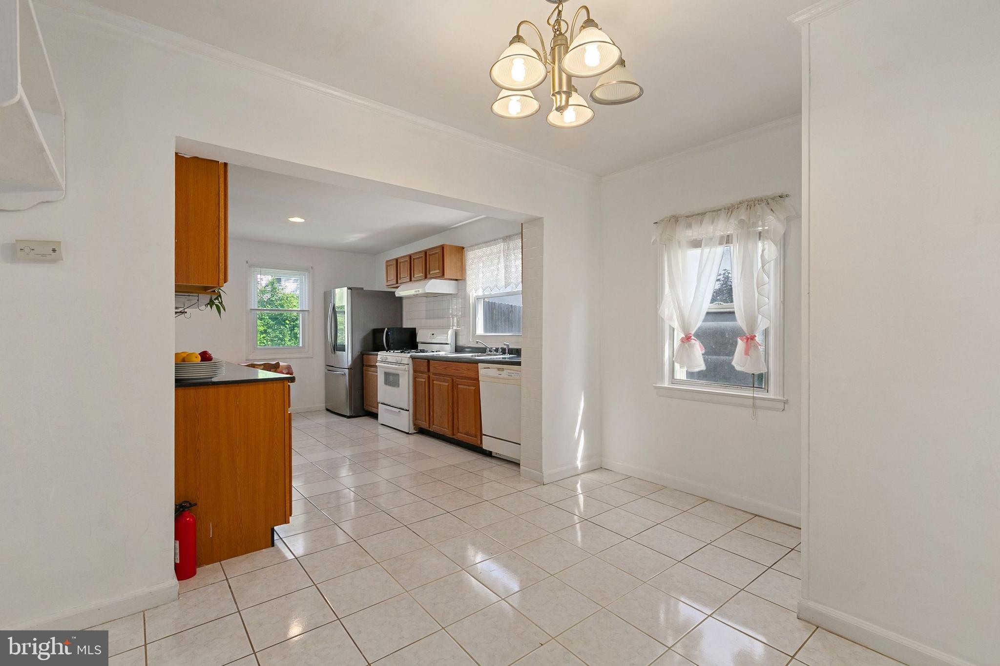 4503 Randolph Road Silver Spring, MD 20906 - Photo 4 of 31