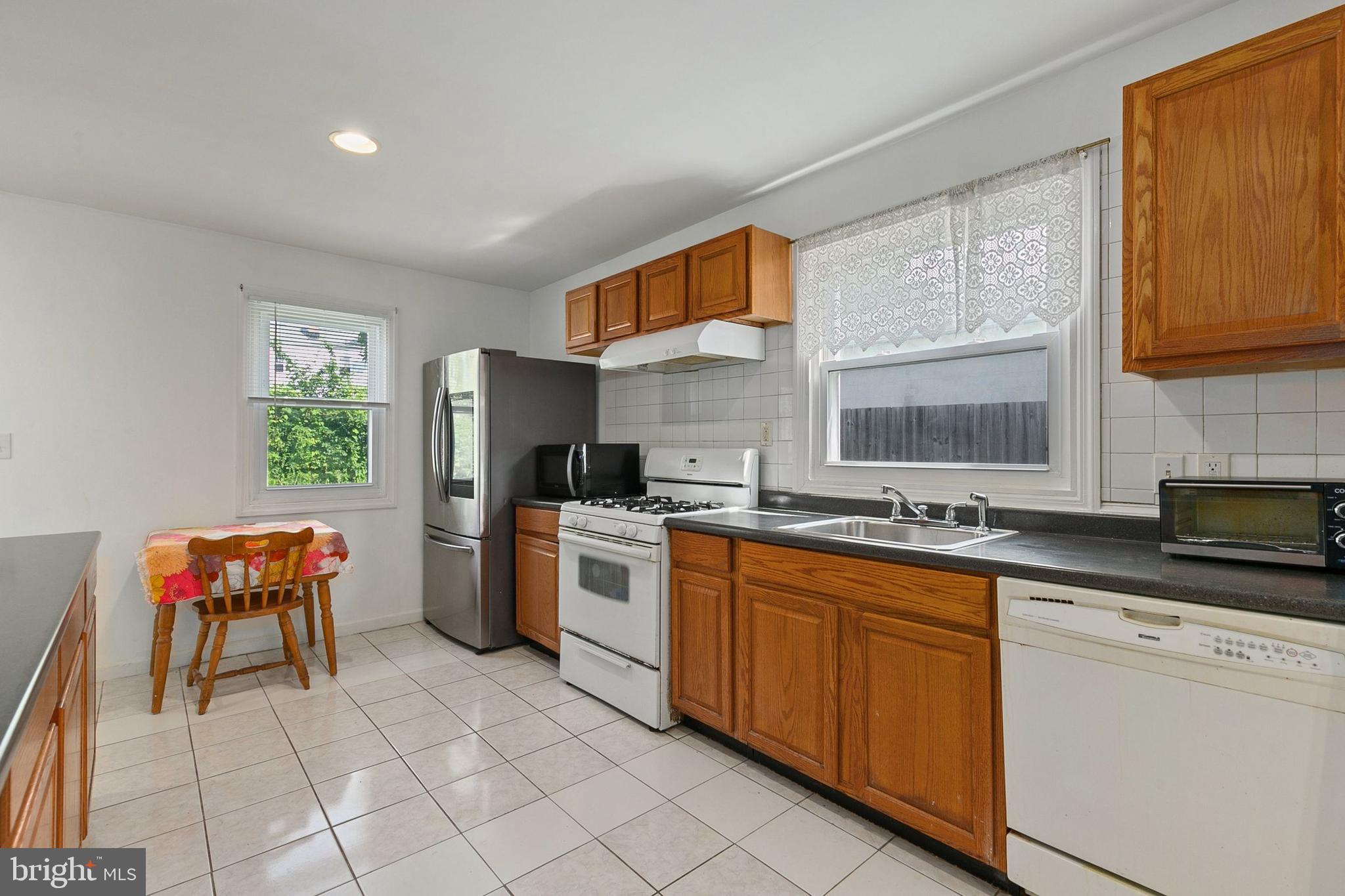 4503 Randolph Road Silver Spring, MD 20906 - Photo 6 of 31