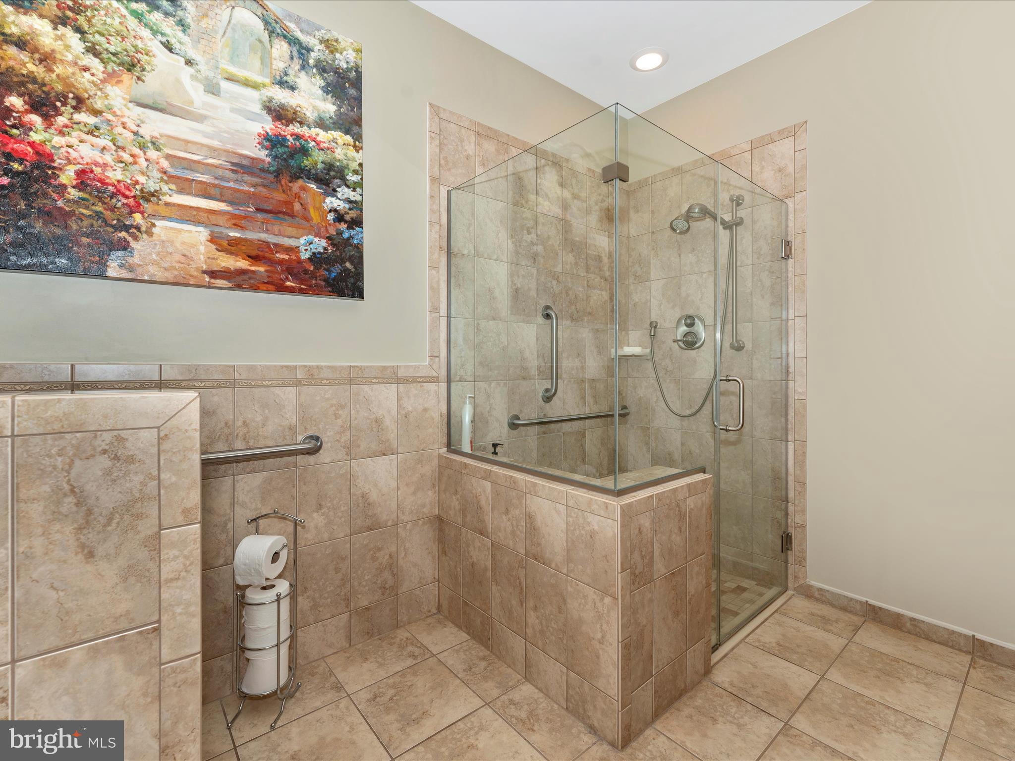 2523 Mill Race Road Frederick, MD 21701 - Photo 19 of 48 Primary Bathroom